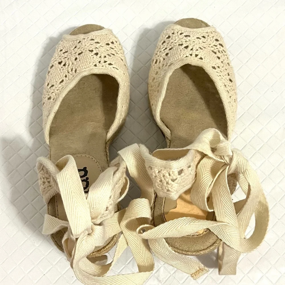 Mudd Y2K Platform Lace Up Espadrilles Peep Toe Crochet Cream White Size 6.5-7
